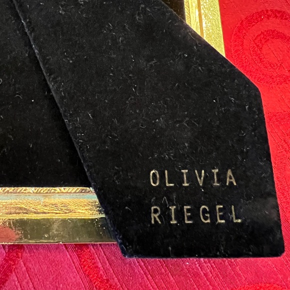 Olivia Riegel Picture Frame - Picture 9 of 10